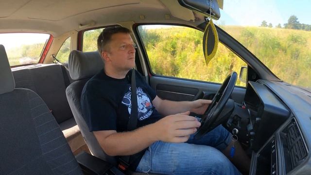 Ford Sierra 2L Pinto Mk I Retro Car Road Test Review by Old Skull Garage смотреть онлайн