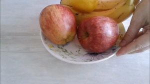 Яблочно-банановый пирог. (Шарлотка с яблоком и бананами)