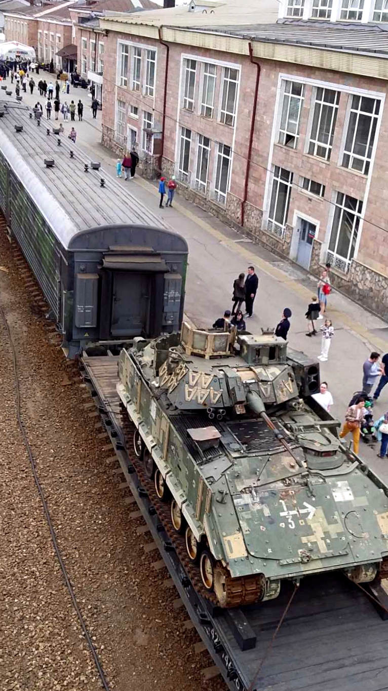 "Сила в Правде". Остановка поезда-музея на станции Пермь-2. смотреть онлайн