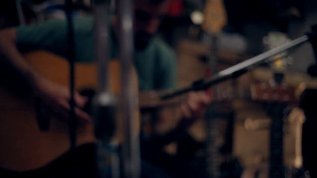 Almeida Tesone Trio - "One Meatball" // Suban La Música смотреть онлайн