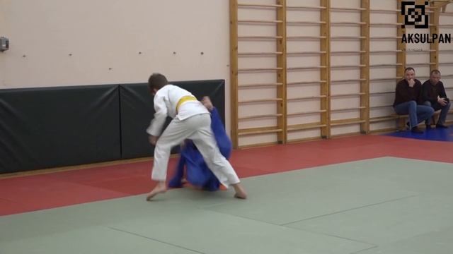 Запрещенная подножка смотреть онлайн