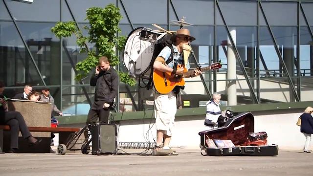 Человек-оркестр Михаил Каретко / One Man Band - Orchestra Man - All in One Instrument смотреть онлайн