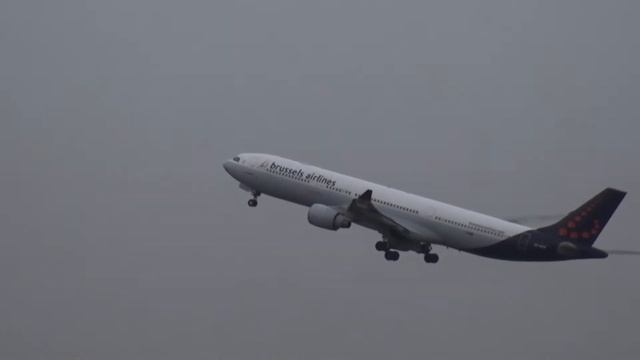 AMAZING Plane Spotting day at Brussels Airport (BRU/EBBR) смотреть онлайн
