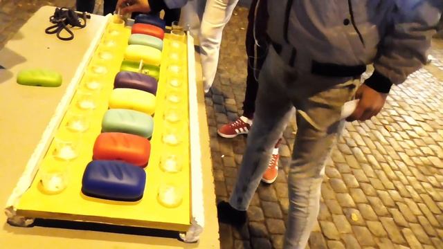 Одесса, лохотрон - мыльницы вместо наперстков / Soap dish scam instead of shell game смотреть онлайн