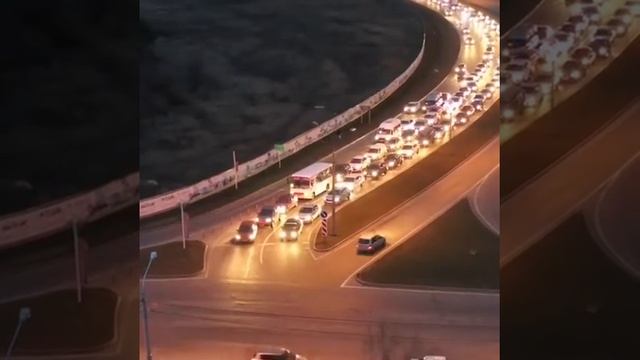 Причина заторов на дорогах смотреть онлайн