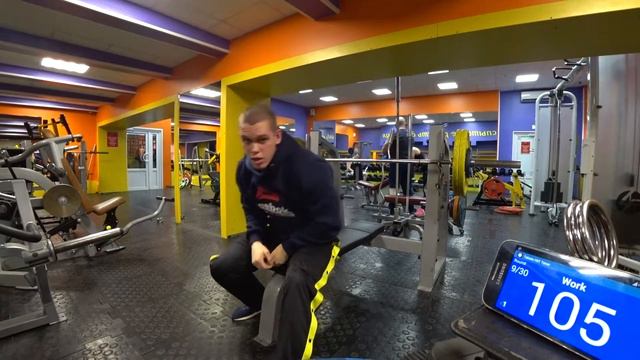 Свой ВЕС на 200. Жим с братишкой. Вызов от Игоря Войтенко. смотреть онлайн