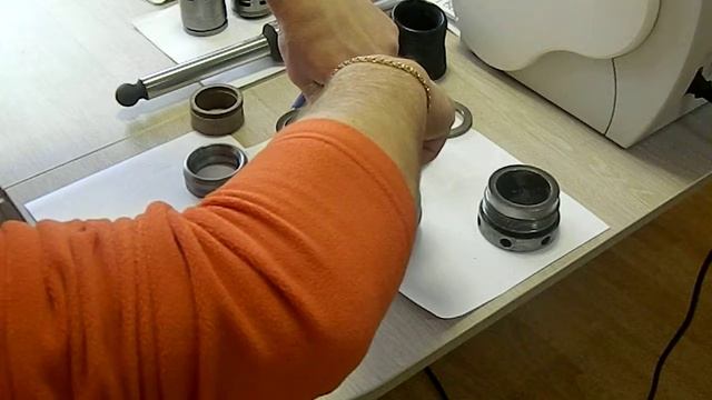 Схема сборки уплотнений плунжера насоса КО 514