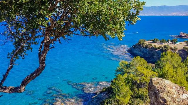 An Eisai Ena Asteri - Paola BisEre (Nikos Vertis 2011) #Cyprus #Greece #Music #Songs #Love #Island смотреть онлайн