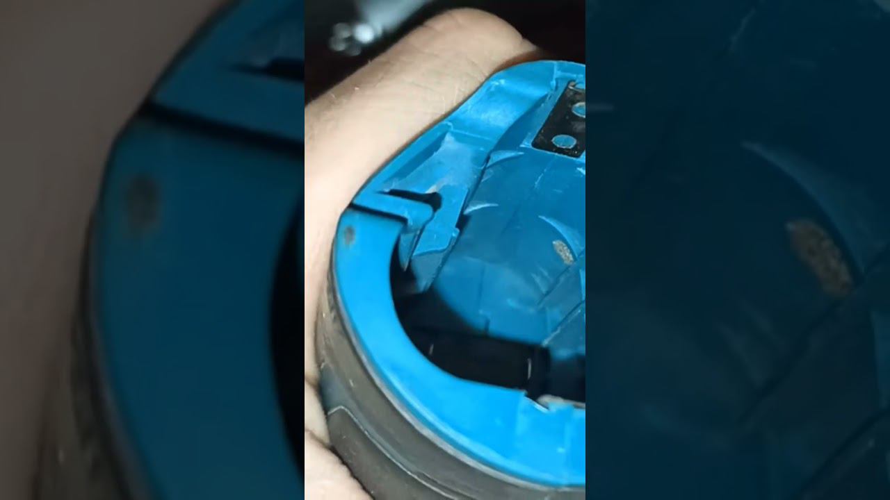 Вскрыли мотор шуруповерта! #makita #заменамотора #шуруповёрт #ремонтинструмента смотреть онлайн