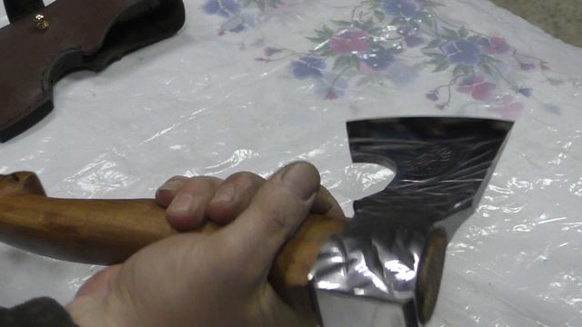 Топорик с чехлом на пояс смотреть онлайн