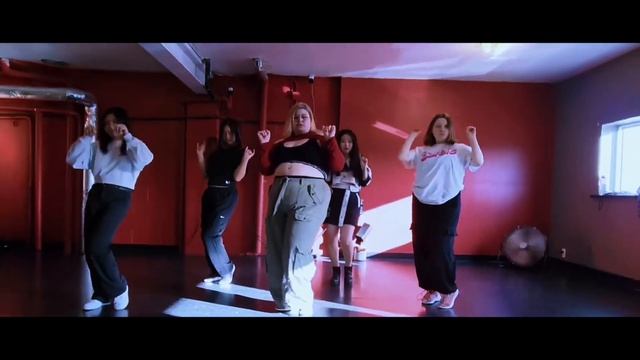 [KPOP WITH ANNA | BEGGINER] IVE - ‘Baddie’ - DANCE CODE STUDIOS смотреть онлайн
