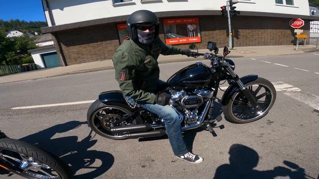 Harley Davidson Tour Rideout Kahler Asten Low Rider S Breakout Street Bob Motovlog смотреть онлайн