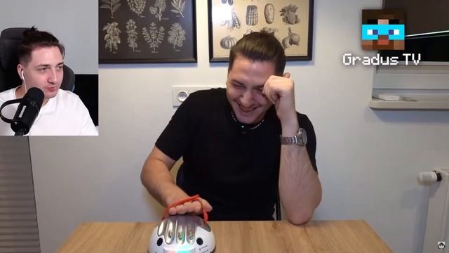 ? Нарезки со Стрима Градуса ? Реакция Градуса На Видео Домера! #podvalGradusa #GradusTV666 #domer смотреть онлайн