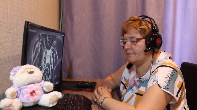 РЕАКЦИЯ МАМЫ НА [ВАЛЕНТИН ДЯДЬКА - ВЕРОНИКА СТЕПАНОВА, СЛАВА КПСС - Завтра] смотреть онлайн