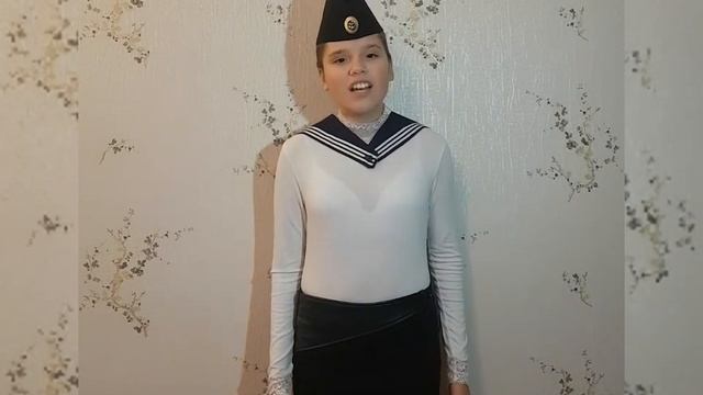 "Экипаж одна семья" музыка Виктора Плешака, стихи Юрия Погорельского , исполняет Валерия Ольховская смотреть онлайн