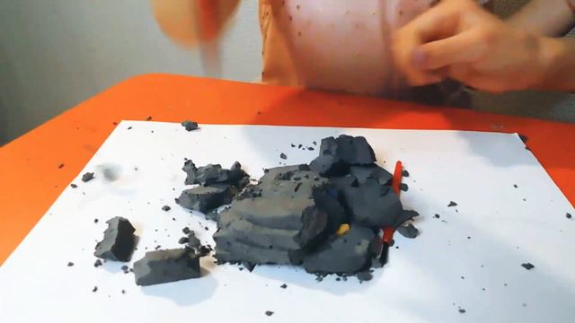Раскопки,дети добывают новогодние сокровища💥Excavations, children get New Year's treasures💥 смотреть онлайн