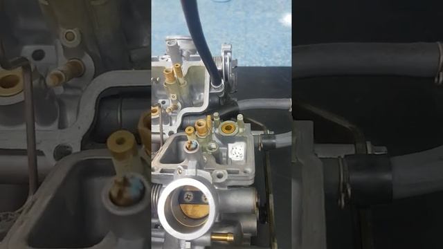 Varadero 125 ccm Vergaser Problem ? смотреть онлайн