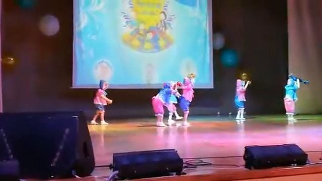 Детский танец " Лялечки" 3-5 лет смотреть онлайн