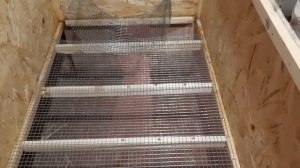 Новый брудер для бройлеров на 50 штук.Переделываем старый ящик под брудер для цыплят бройлера.