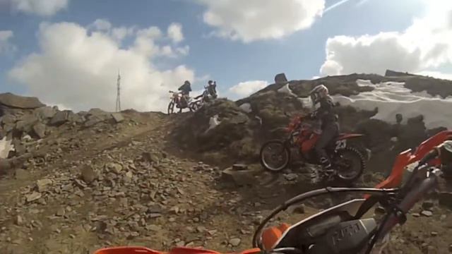 KTM 300 EXC Cowm Quarry 30/3/13 смотреть онлайн