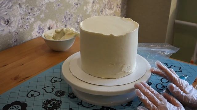 Торт КРАСНЫЙ БАРХАТ// Оформляем Собираем и Украшаем Вместе смотреть онлайн