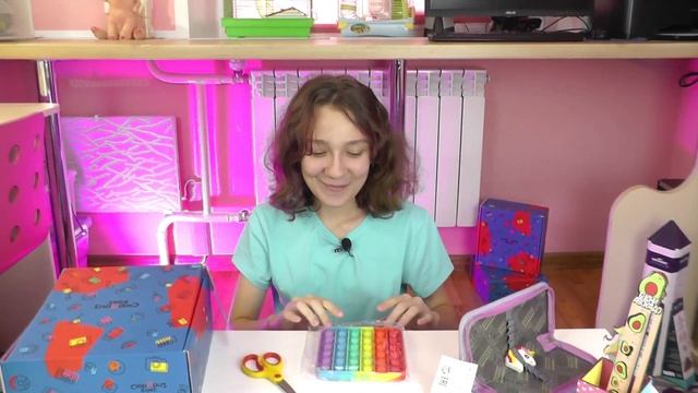Сюрприз Бокс Школьный! Что внутри? BACK TO SCHOOL 2021! смотреть онлайн