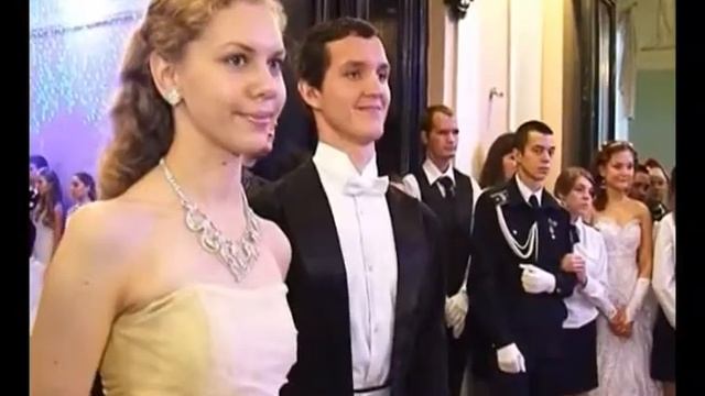 Новогодний кадетский бал смотреть онлайн