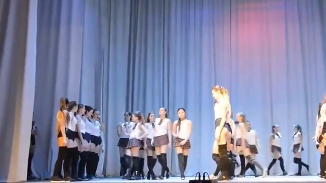 Оренбург ! Пчёлки и Винни Пух 2. Танцы в стиле Тверк / Twerk смотреть онлайн