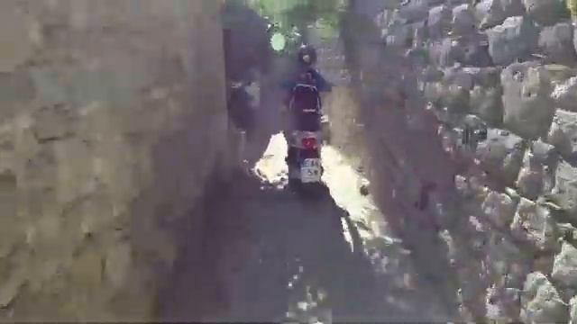 Summer Amy Patmos Scooter Race смотреть онлайн