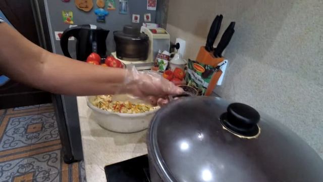 Квашенные фаршированные помидоры. Фаршированные капустой помидоры. САМЫЙ ПРОСТОЙ РЕЦЕПТ!!!! смотреть онлайн