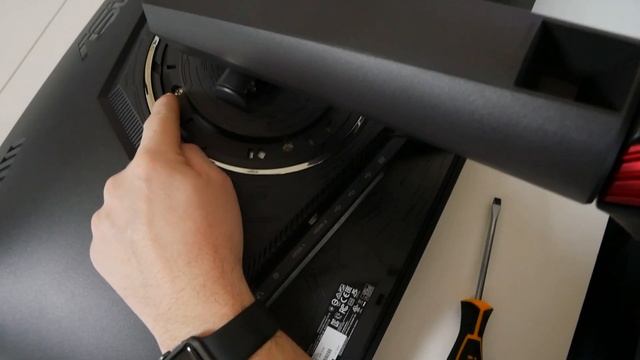 How To Remove Monitor Stand & ROG LED From ASUS ROG STRIX XG27W смотреть онлайн