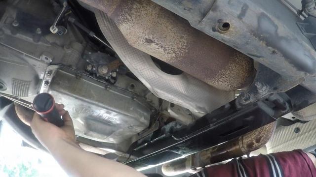 2007 Ford F150 Cambio de aceite de la transmision смотреть онлайн