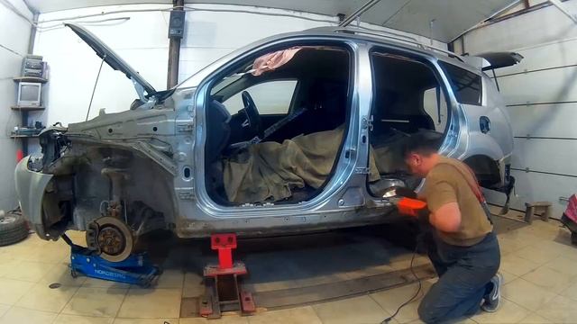 Mitsubishi Outlander ремонт кзова в Нижнем Новгороде смотреть онлайн