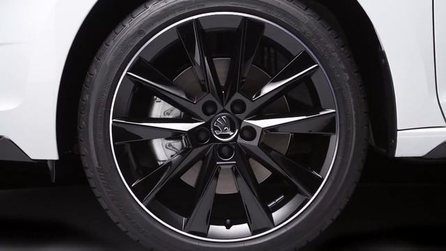 2018 Skoda Octavia VS 2018 Skoda Rapid | What Skoda Is Better?