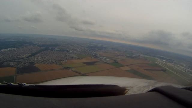 ✈Paris - Le Bourget Airport - Approach & Landing (Cockpit View) смотреть онлайн