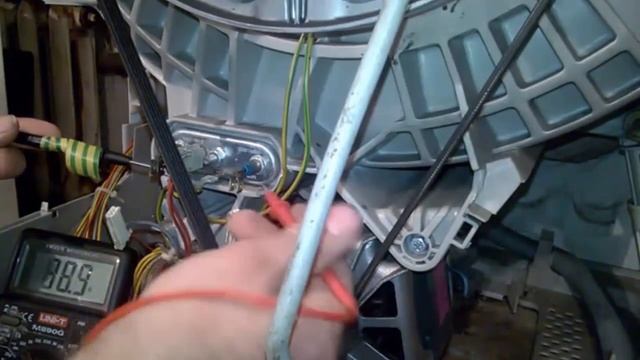 Ошибки стиральных машин Зануси, Электролюкс и AEG смотреть онлайн