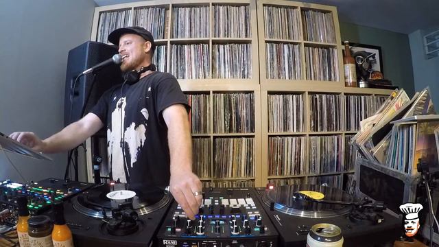 STREAM RAIDERS ON TWITCH (15 MIN SETS) смотреть онлайн