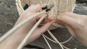 Объемная загибка на плетеную корзину