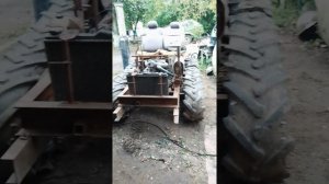 самодельный трактор на гусеницах