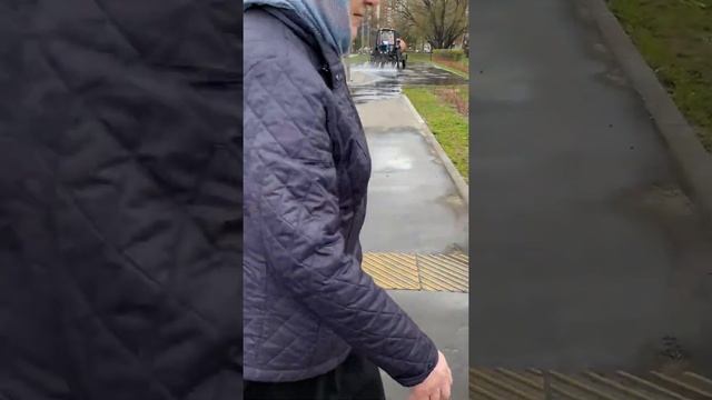 Слив воды в Бескудниково , вместо обещанной дезинфекции от короновируса смотреть онлайн