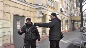 Ростов-на-Дону. Секретный человек в маске из ФСКН соврал и запретил снимать приказом ДСП.