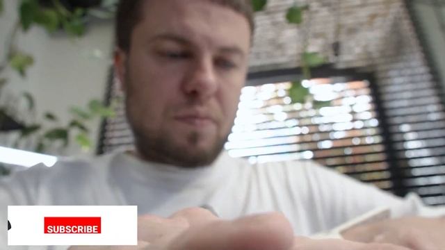 What would you call this modern short haircut? смотреть онлайн