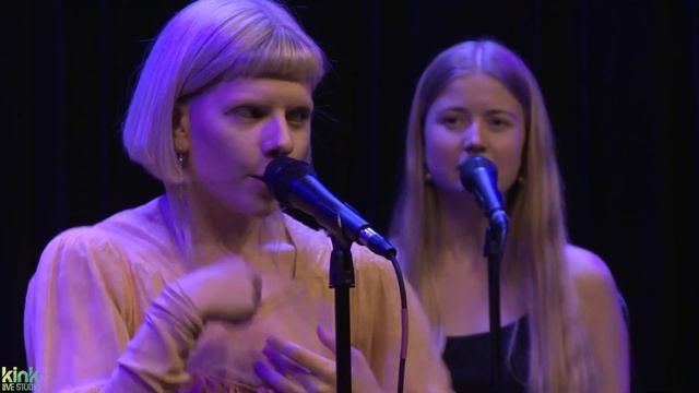 AURORA - Cure For Me at 101.9 KINK | PNC Live Studio Session смотреть онлайн