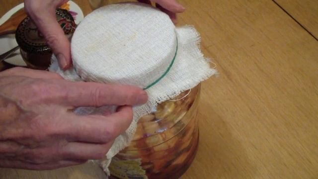 Яблочный уксус с ягодами на 3 года выдержки смотреть онлайн