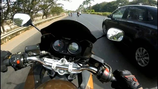 Honda CBR 1000RR (Fireblade) - Chase-Up