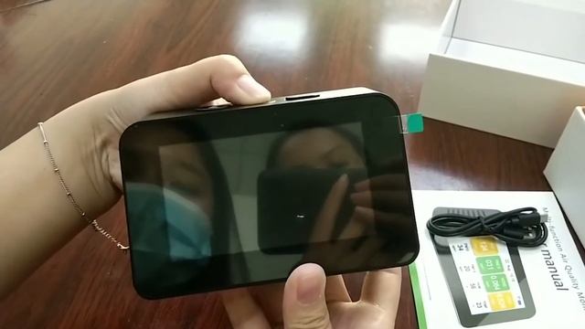 TIE- Powered by Tuya Smart CO2 Monitor смотреть онлайн