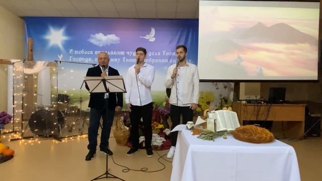 косари на лугу смотреть онлайн