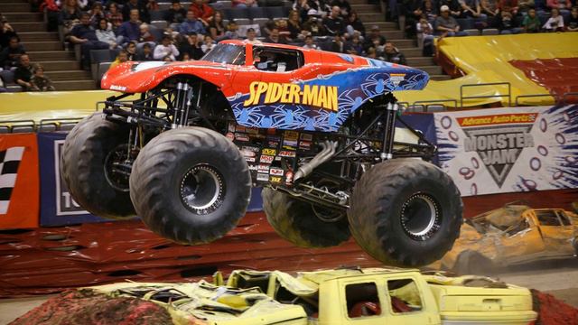 Spider Man Theme Song (CORRECT Monster Jam Edit) смотреть онлайн