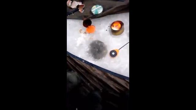 Ловля линя зимой смотреть онлайн