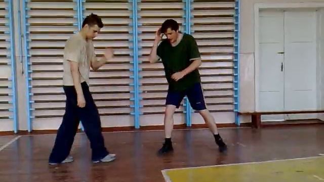 2+4: удары смотреть онлайн